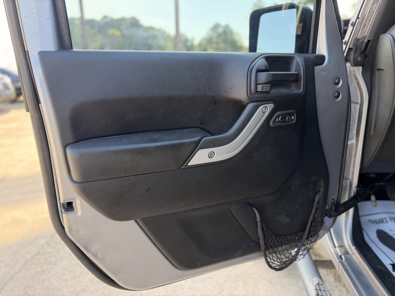 Jeep Wrangler Unlimited 4WD 4dr Rubicon 2016