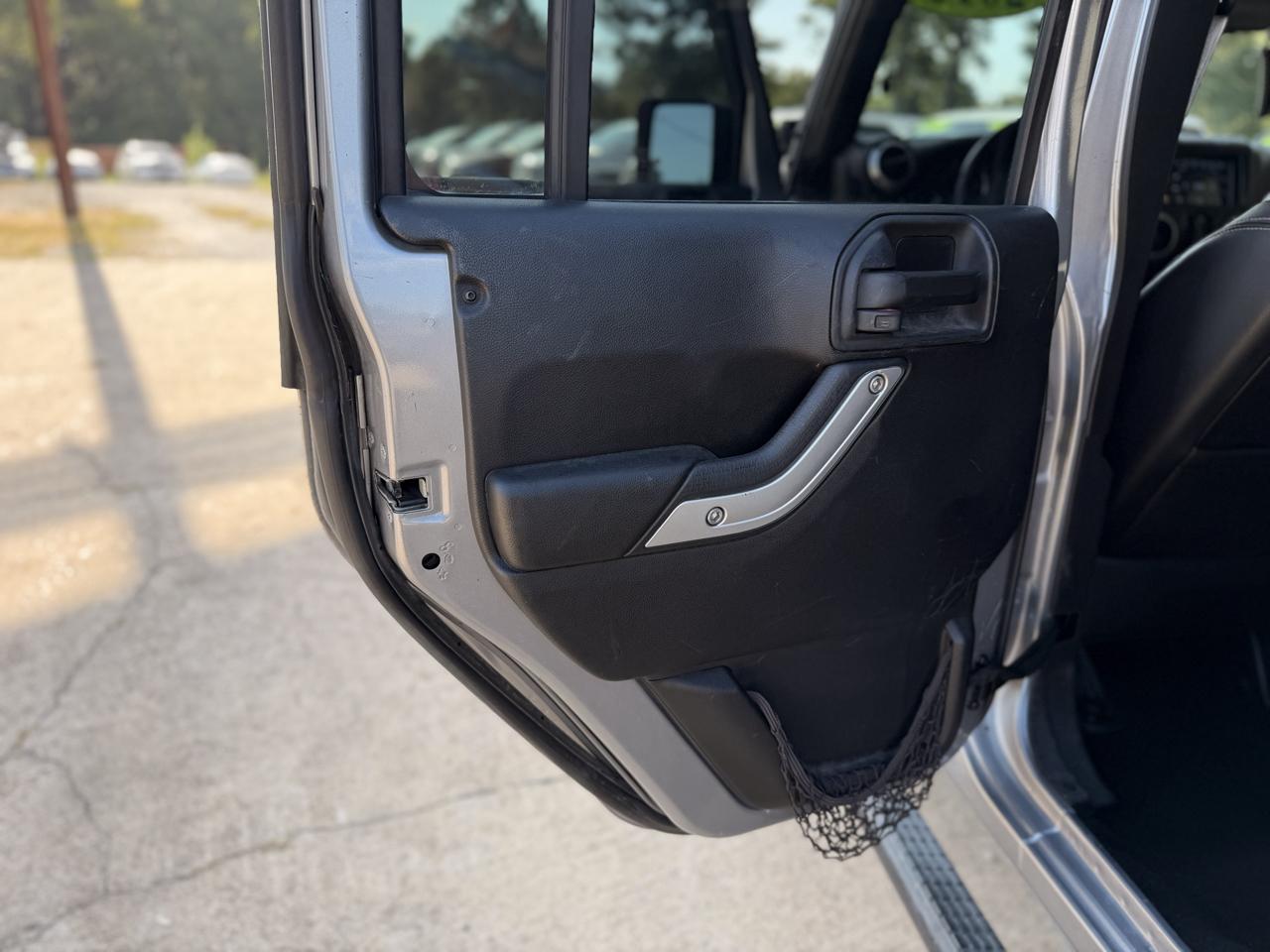 Jeep Wrangler Unlimited 4WD 4dr Rubicon 2016