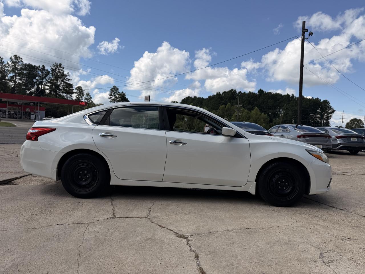 Nissan Altima 4dr Sdn I4 2.5 S 2016