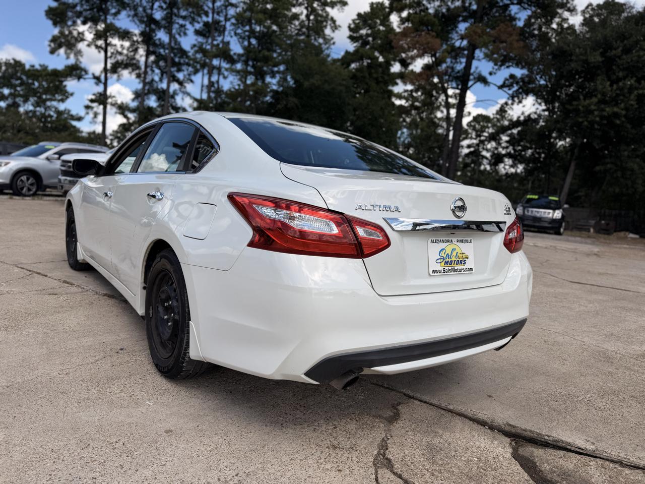 Nissan Altima 4dr Sdn I4 2.5 S 2016