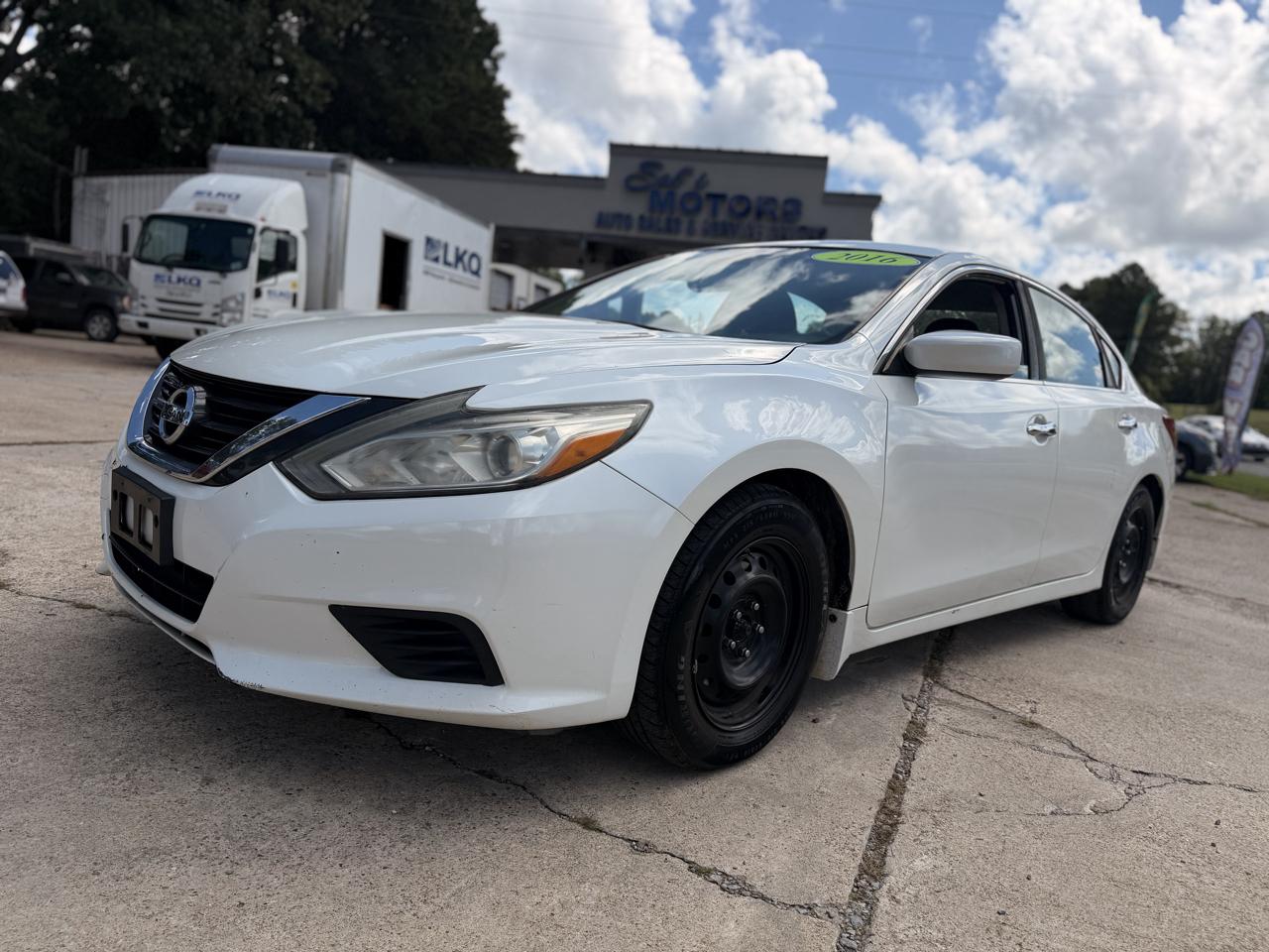 Nissan Altima 4dr Sdn I4 2.5 S 2016