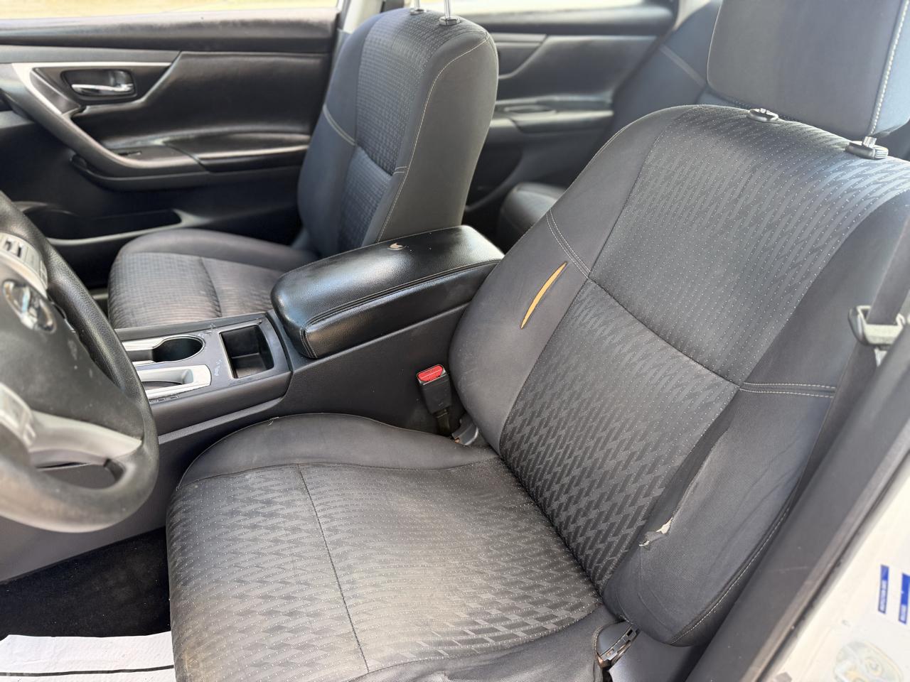 Nissan Altima 4dr Sdn I4 2.5 S 2016