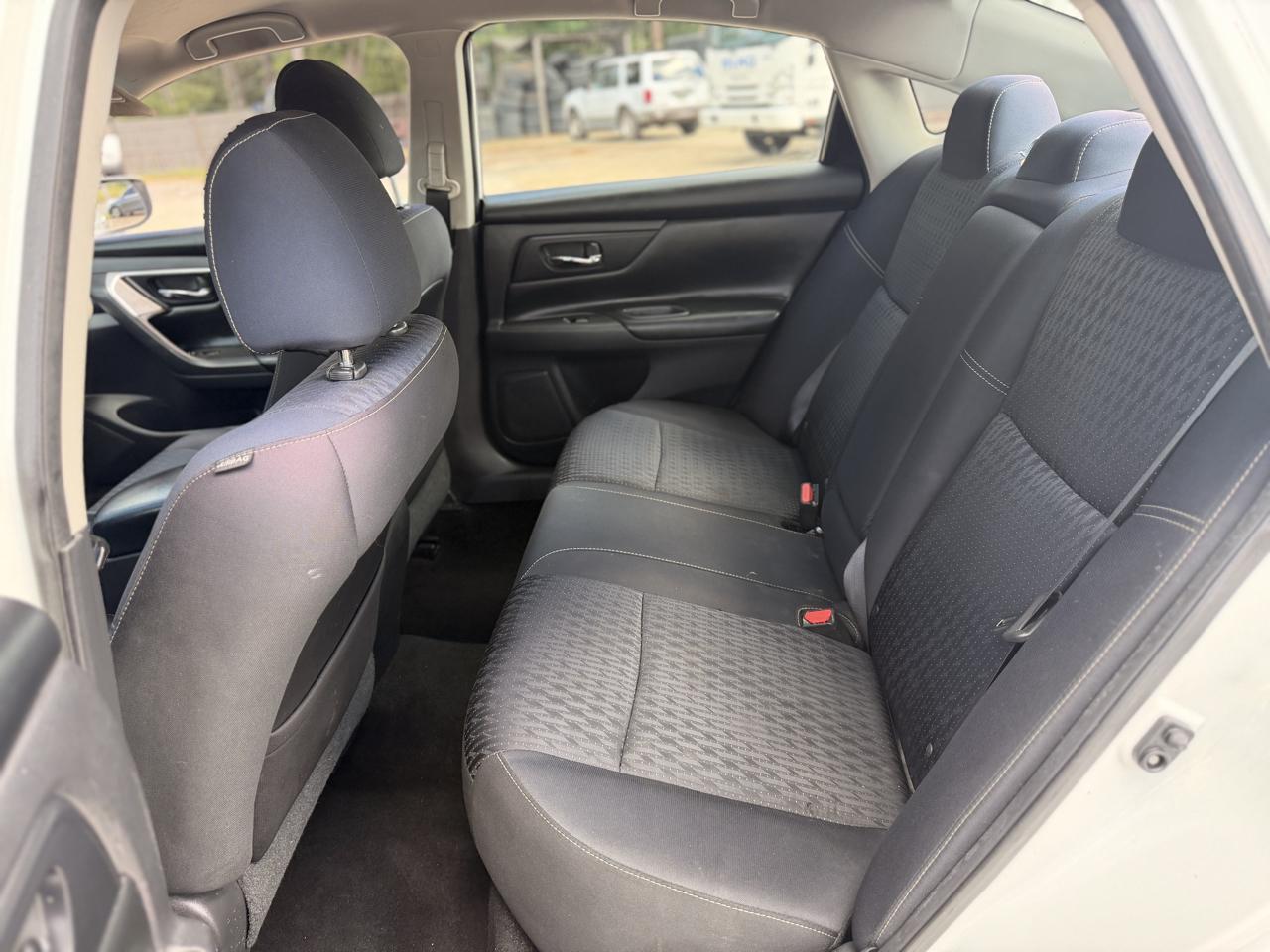 Nissan Altima 4dr Sdn I4 2.5 S 2016