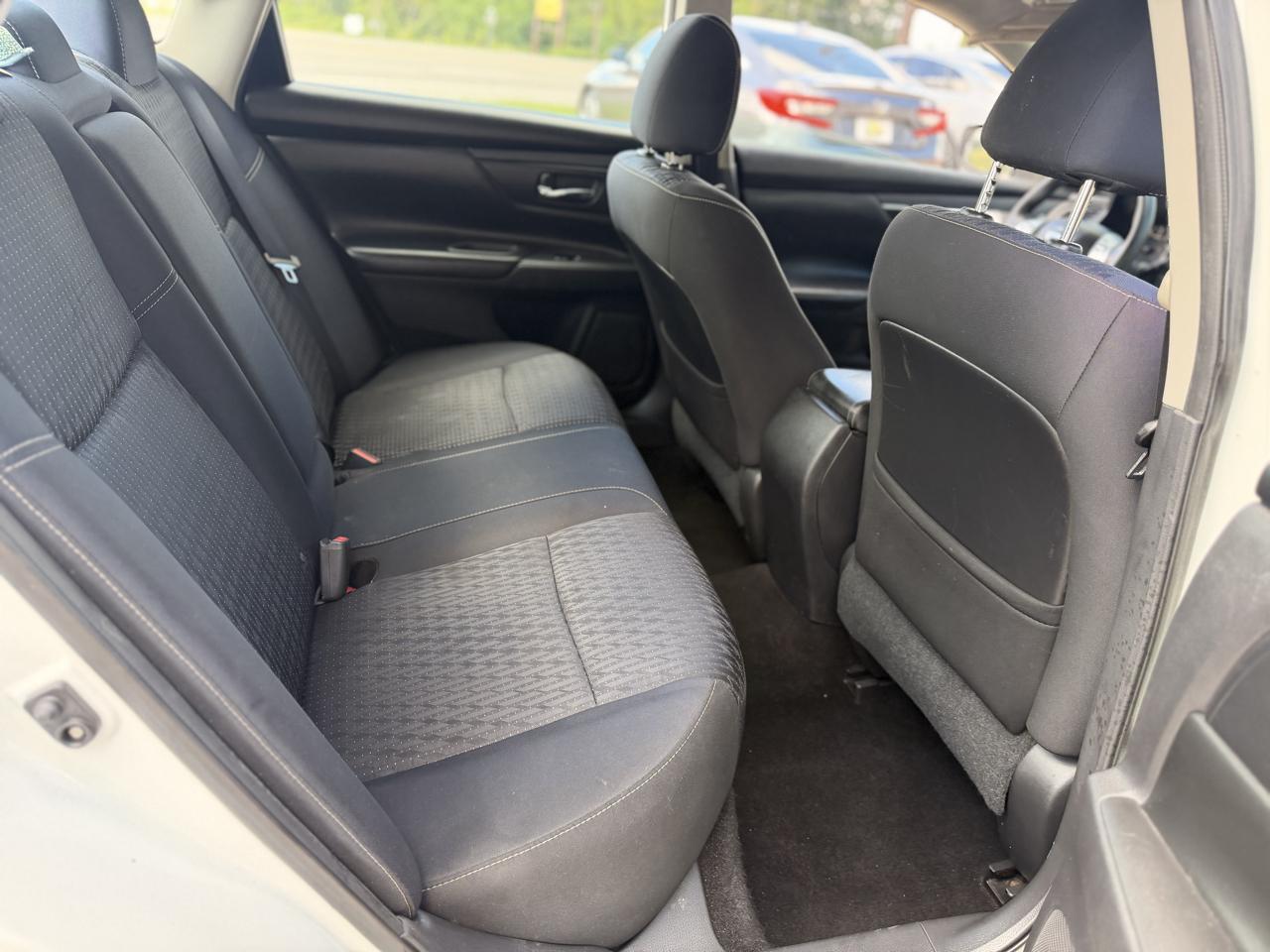 Nissan Altima 4dr Sdn I4 2.5 S 2016