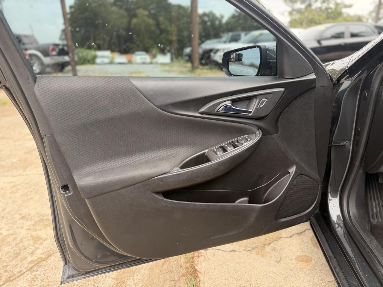 Chevrolet Malibu 4dr Sdn LT w/1LT 2018