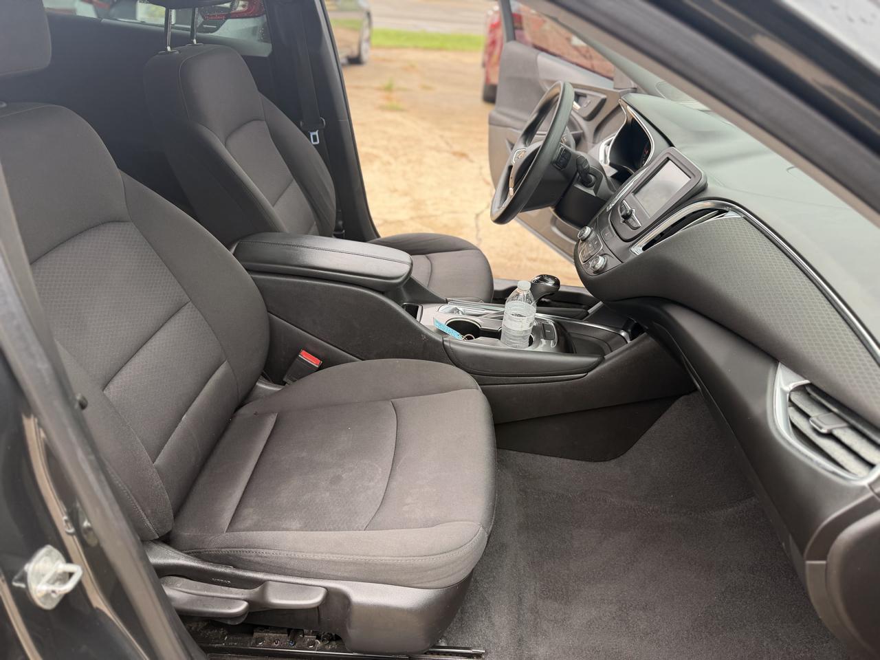 Chevrolet Malibu 4dr Sdn LT w/1LT 2018