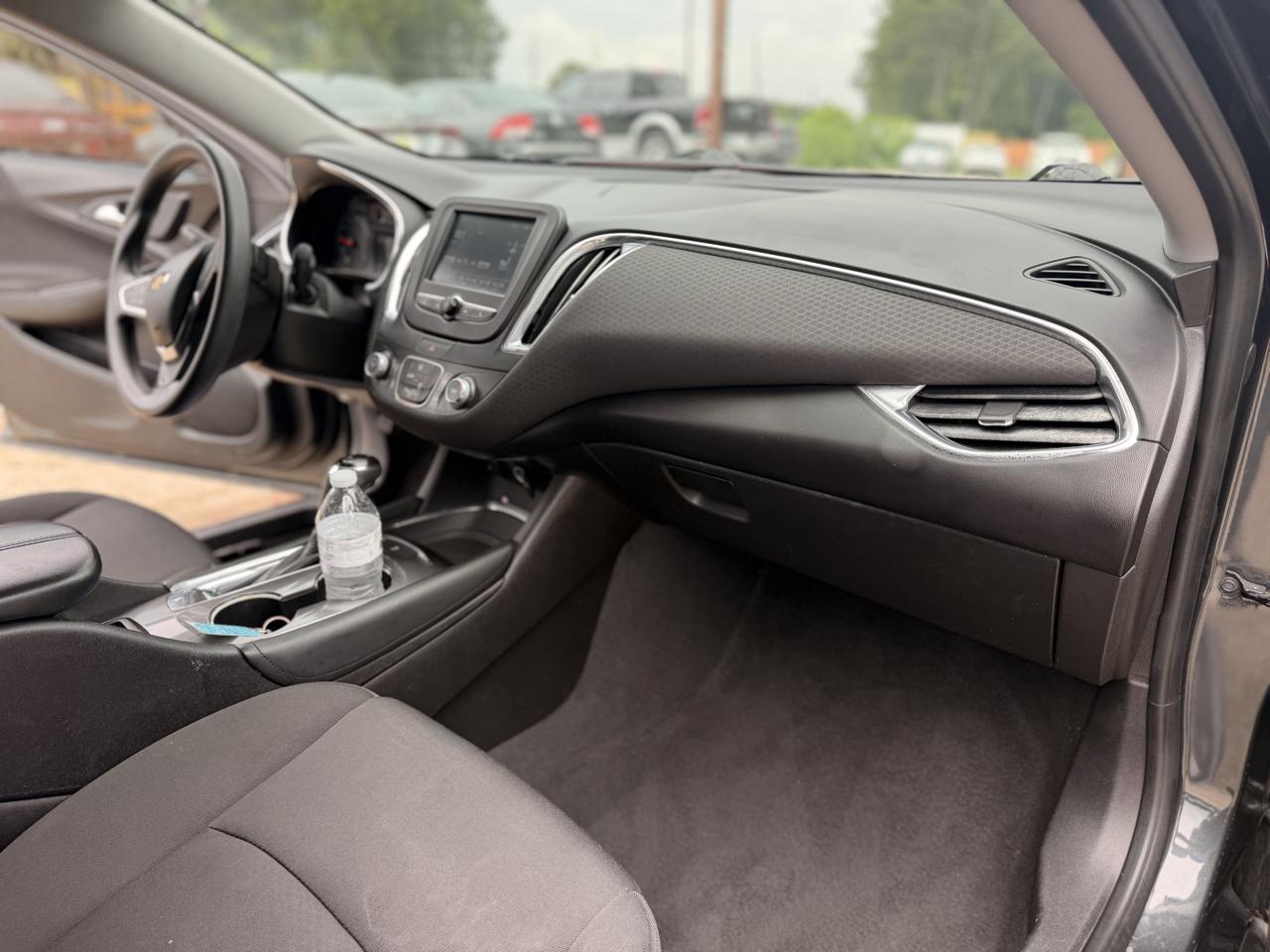 Chevrolet Malibu 4dr Sdn LT w/1LT 2018