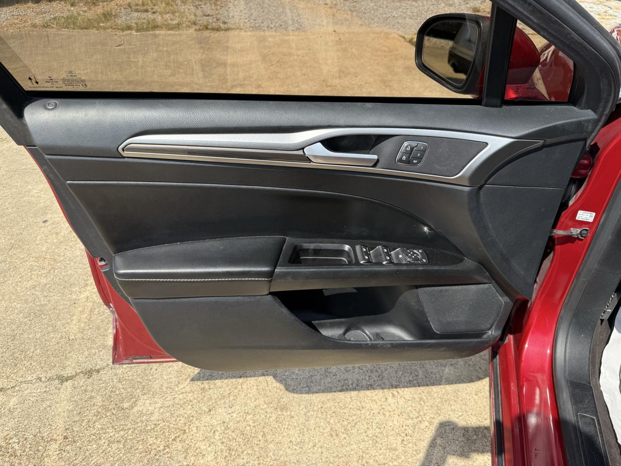 Ford Fusion SEL FWD 2020