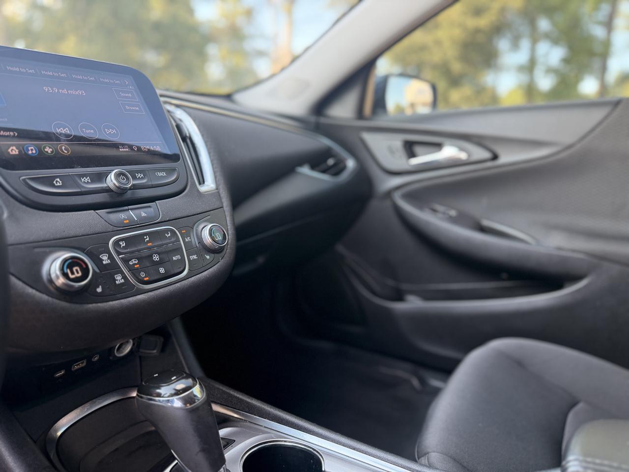 Chevrolet Malibu 4dr Sdn LT 2020