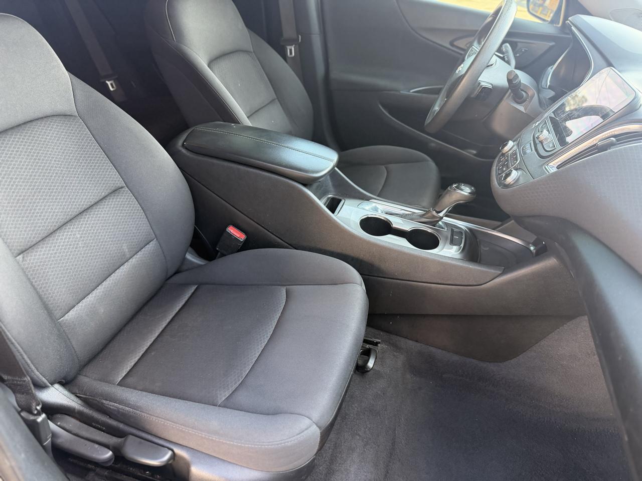 Chevrolet Malibu 4dr Sdn LT 2020