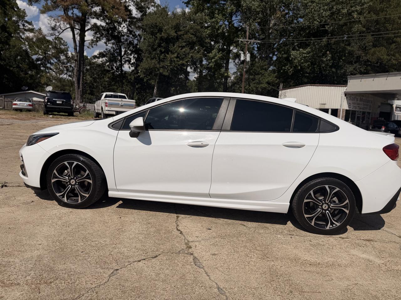 Chevrolet Cruze 4dr Sdn LT 2019