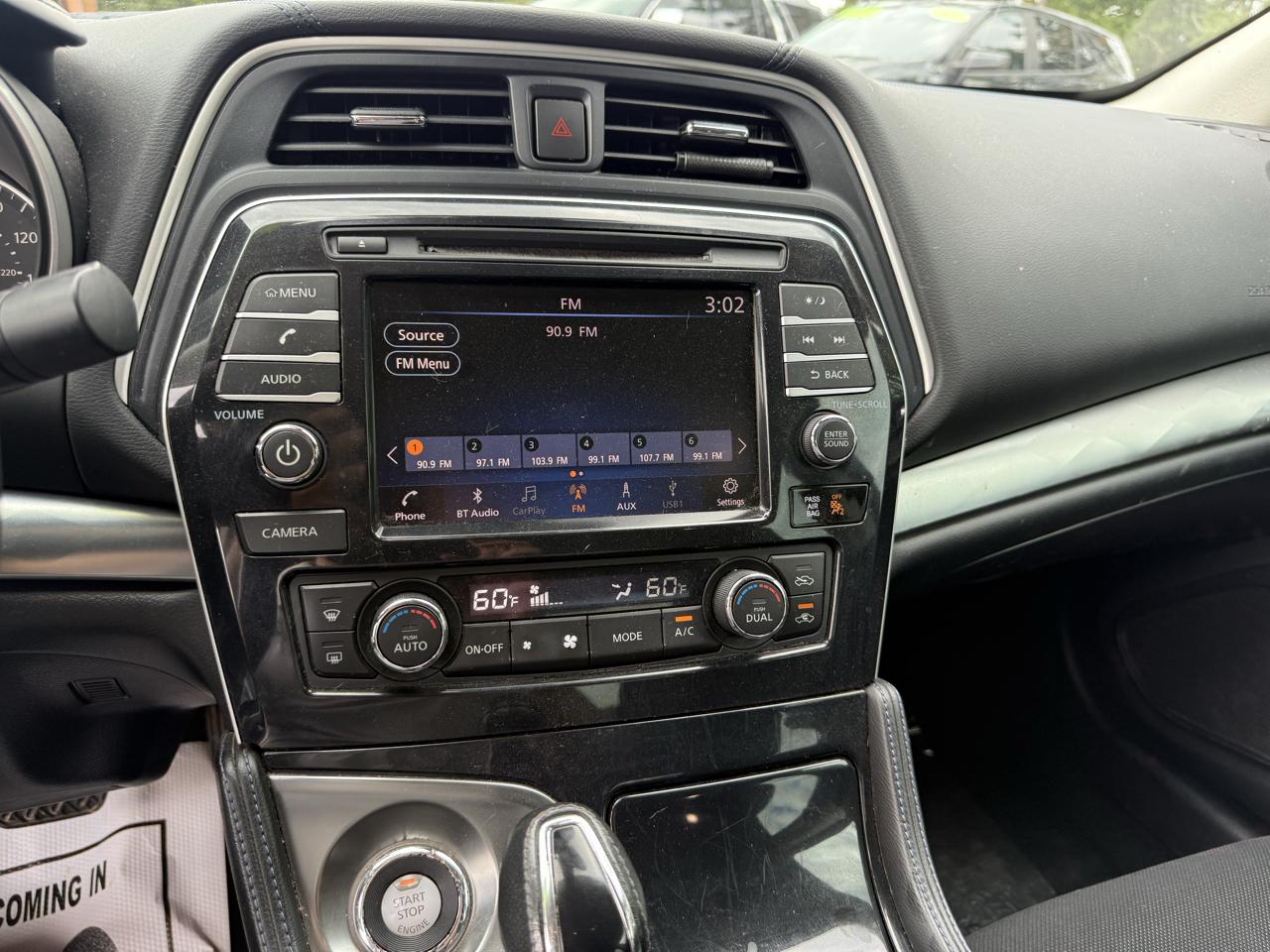 Nissan Maxima S 3.5L 2020
