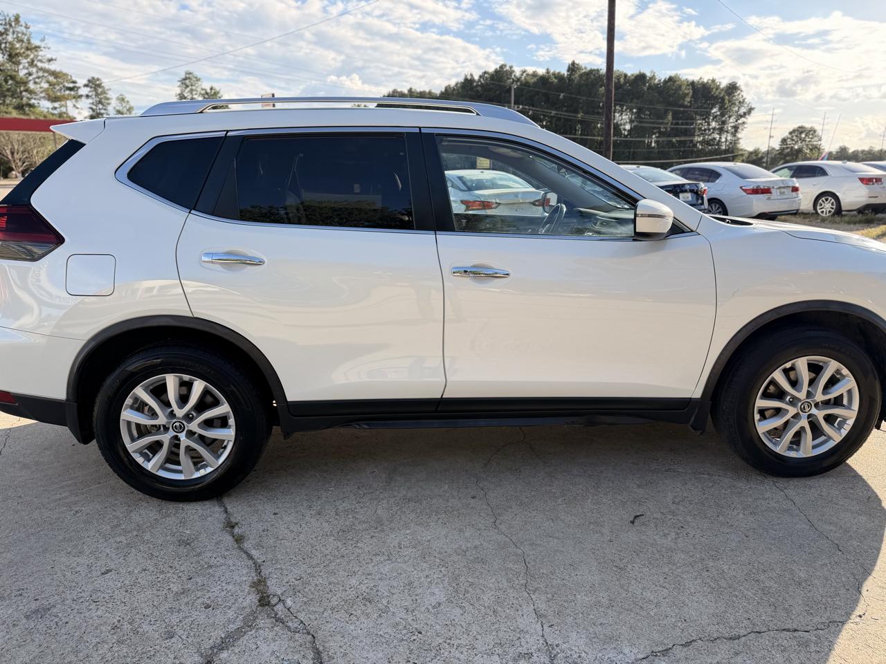 Nissan Rogue FWD SV 2019