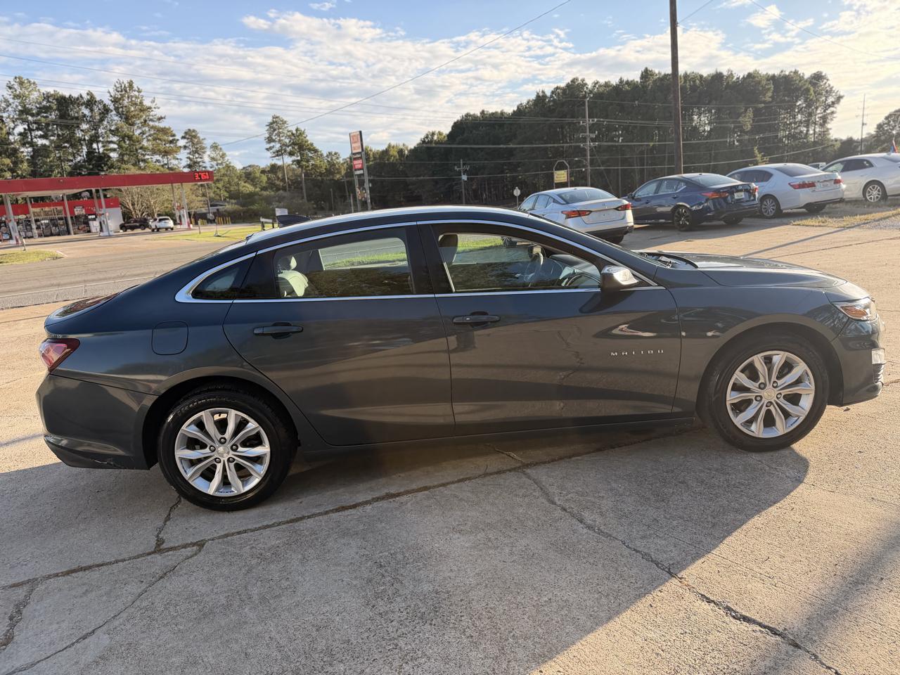 Chevrolet Malibu 4dr Sdn LT 2020