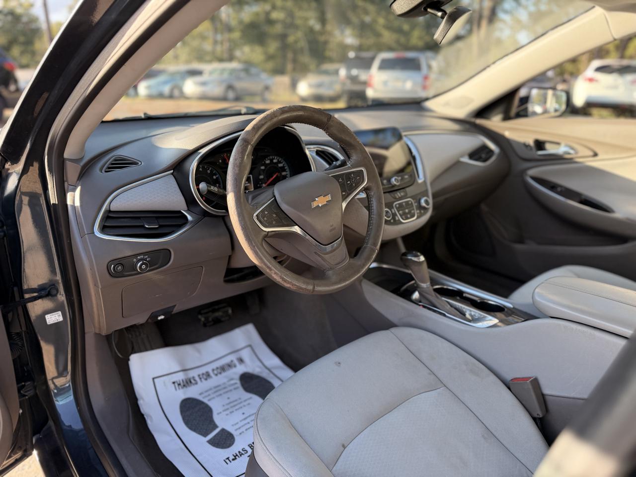 Chevrolet Malibu 4dr Sdn LT 2020