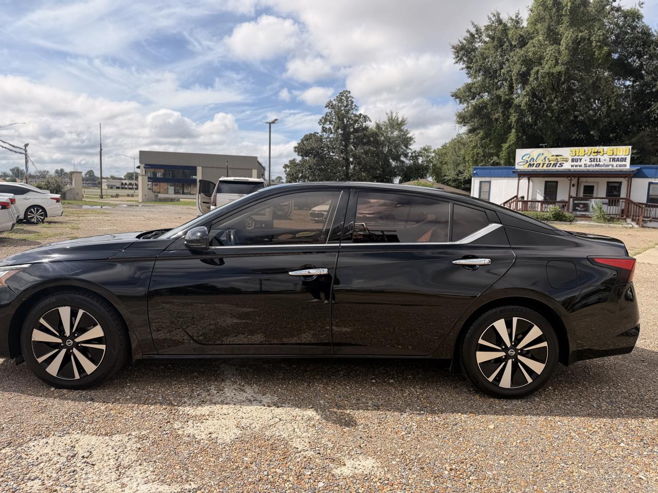 Nissan Altima 2.5 SV Sedan 2019