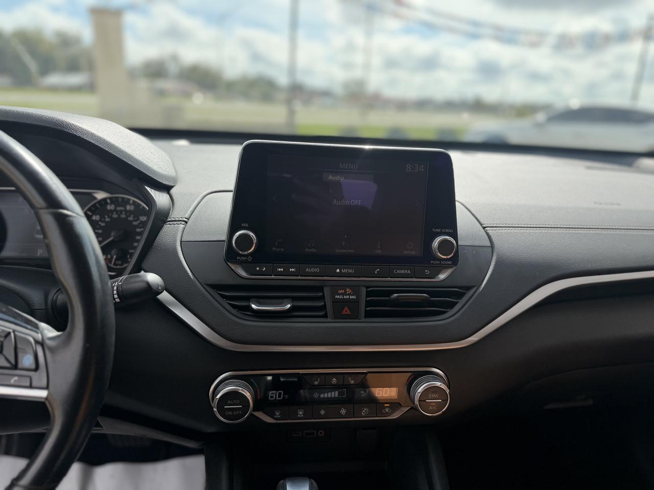 Nissan Altima 2.5 SV Sedan 2019