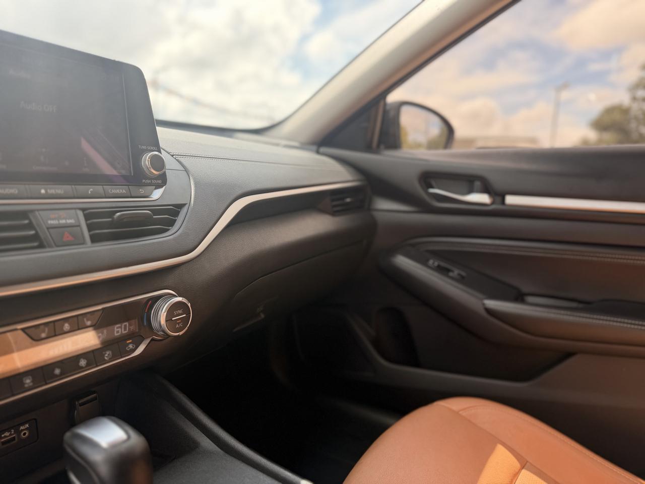 Nissan Altima 2.5 SV Sedan 2019