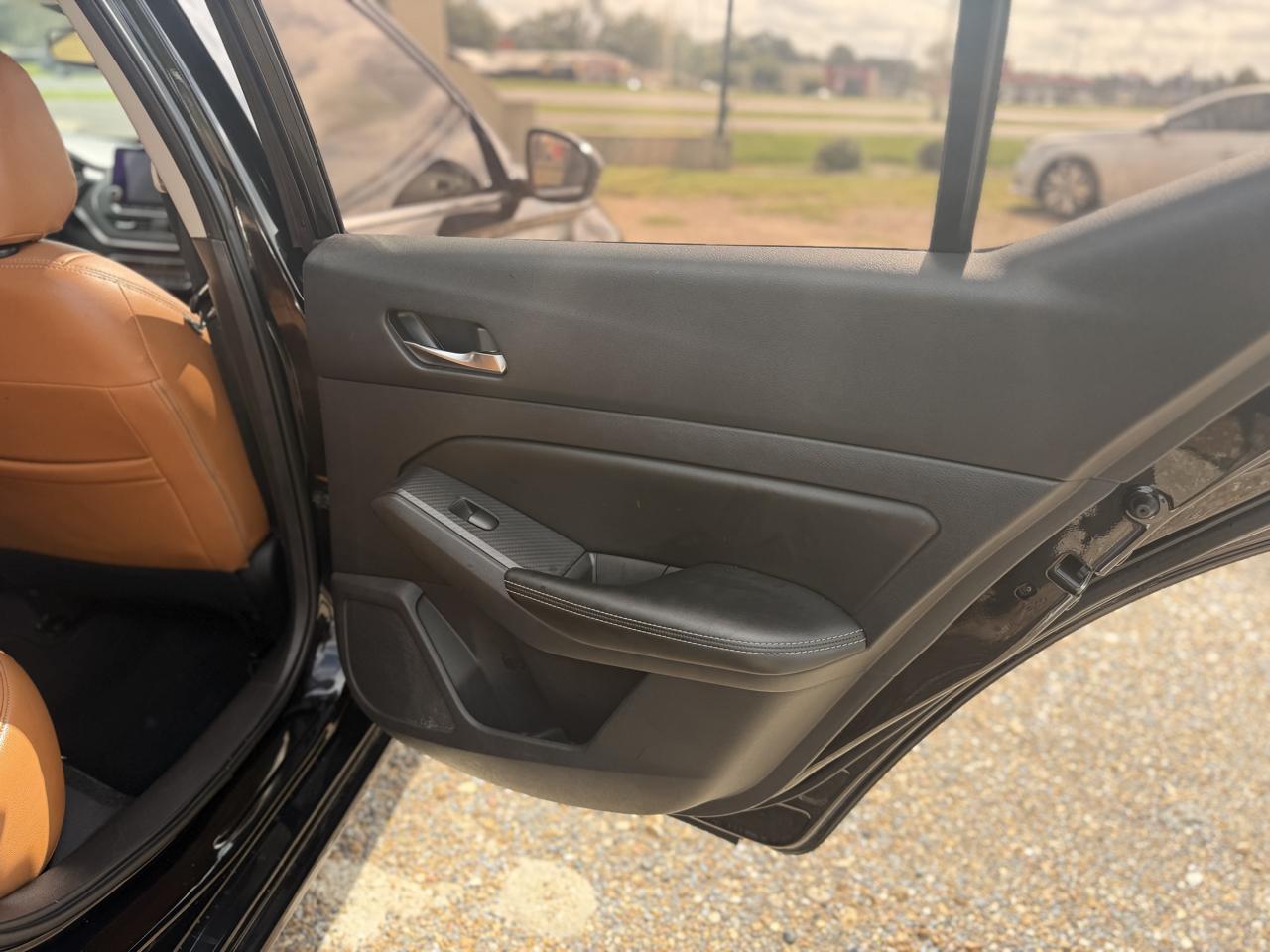 Nissan Altima 2.5 SV Sedan 2019