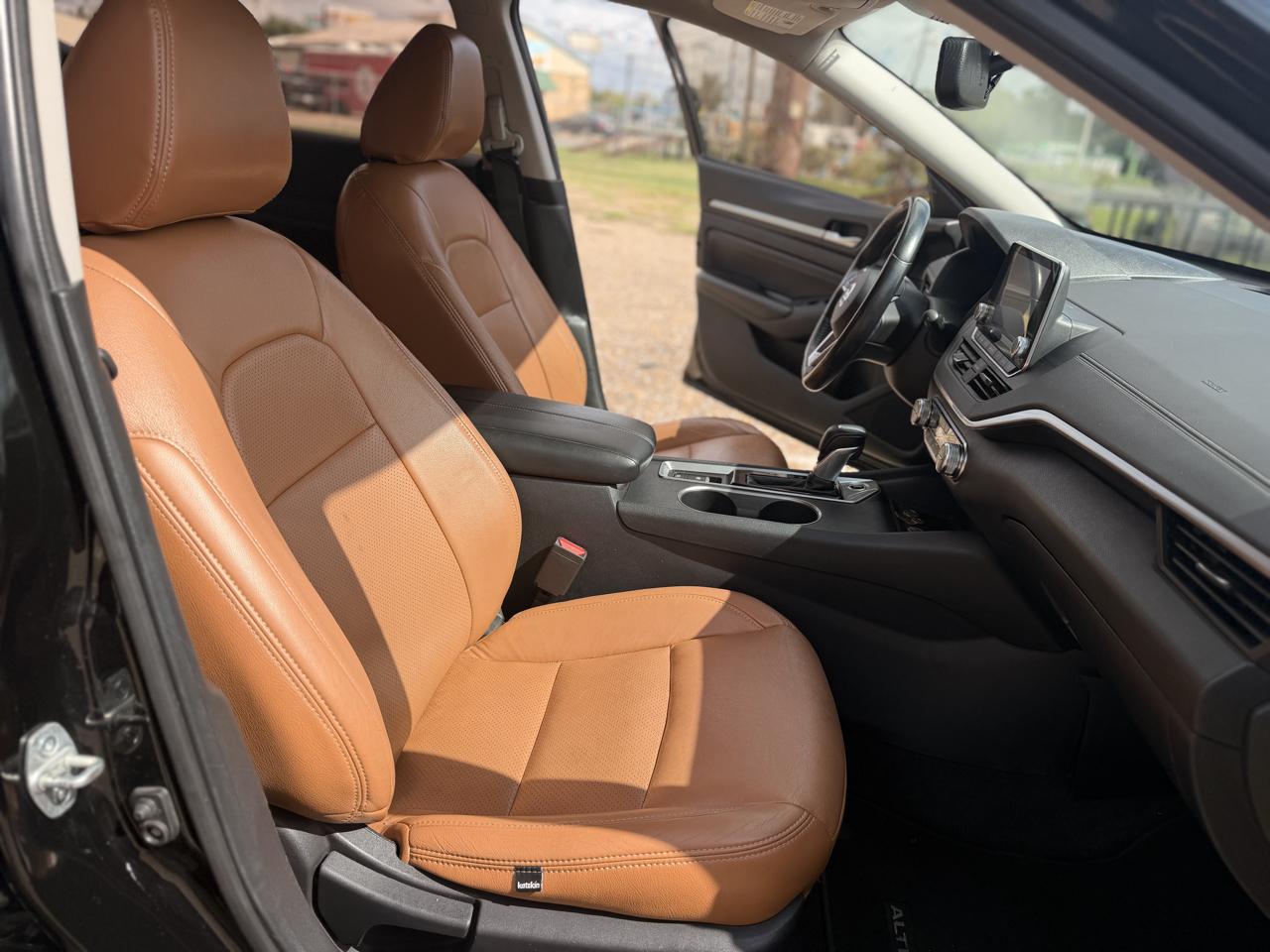 Nissan Altima 2.5 SV Sedan 2019