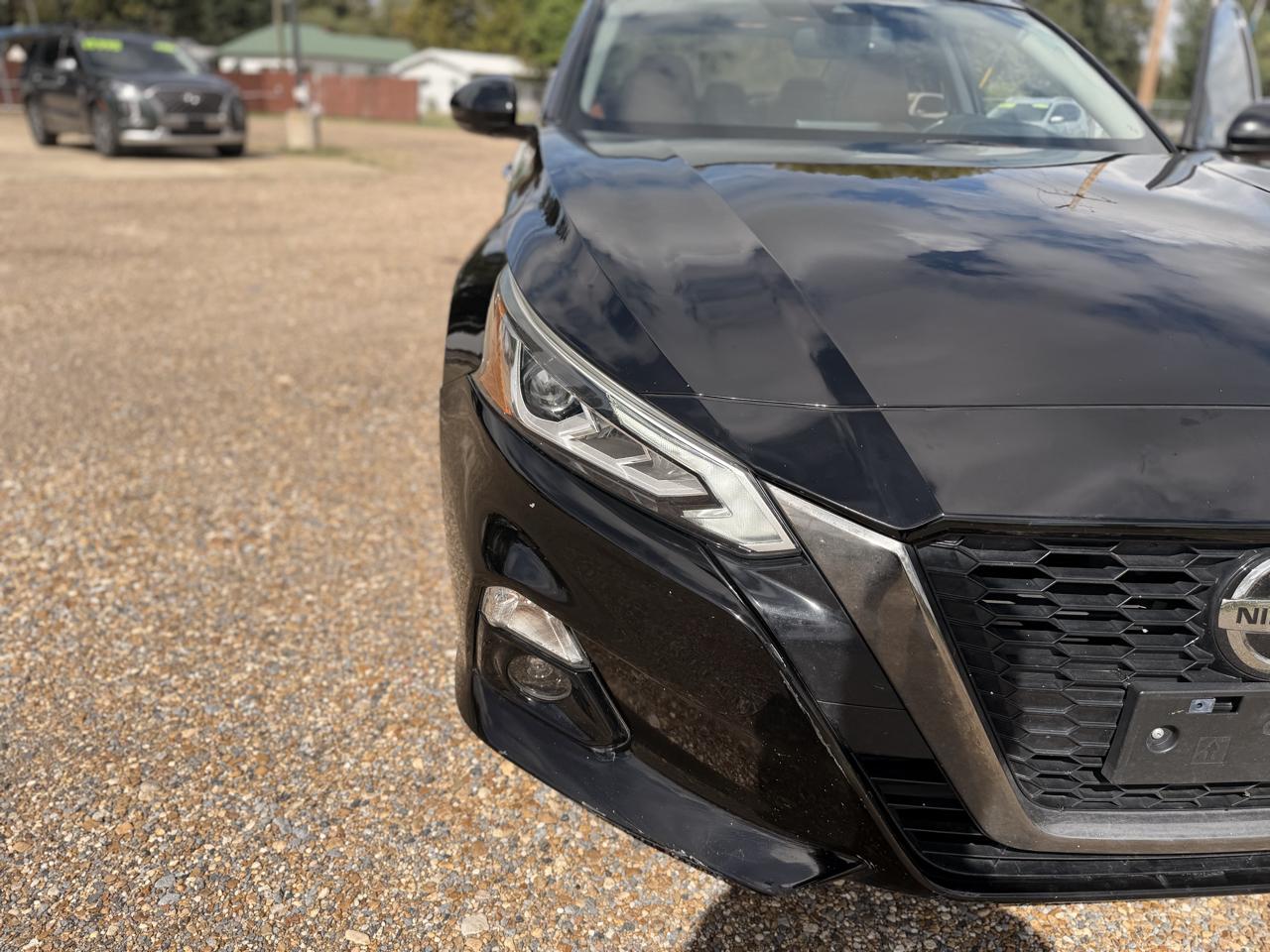 Nissan Altima 2.5 SV Sedan 2019
