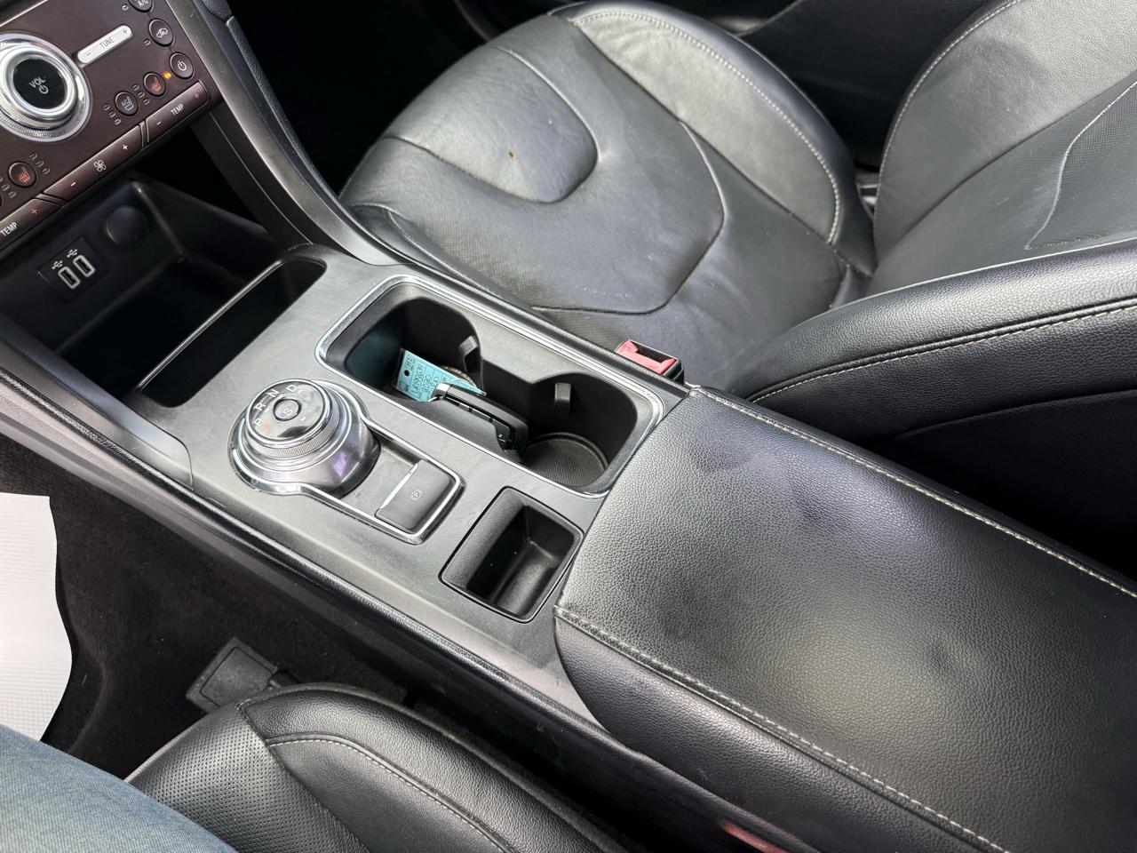 Ford Fusion Titanium AWD 2020