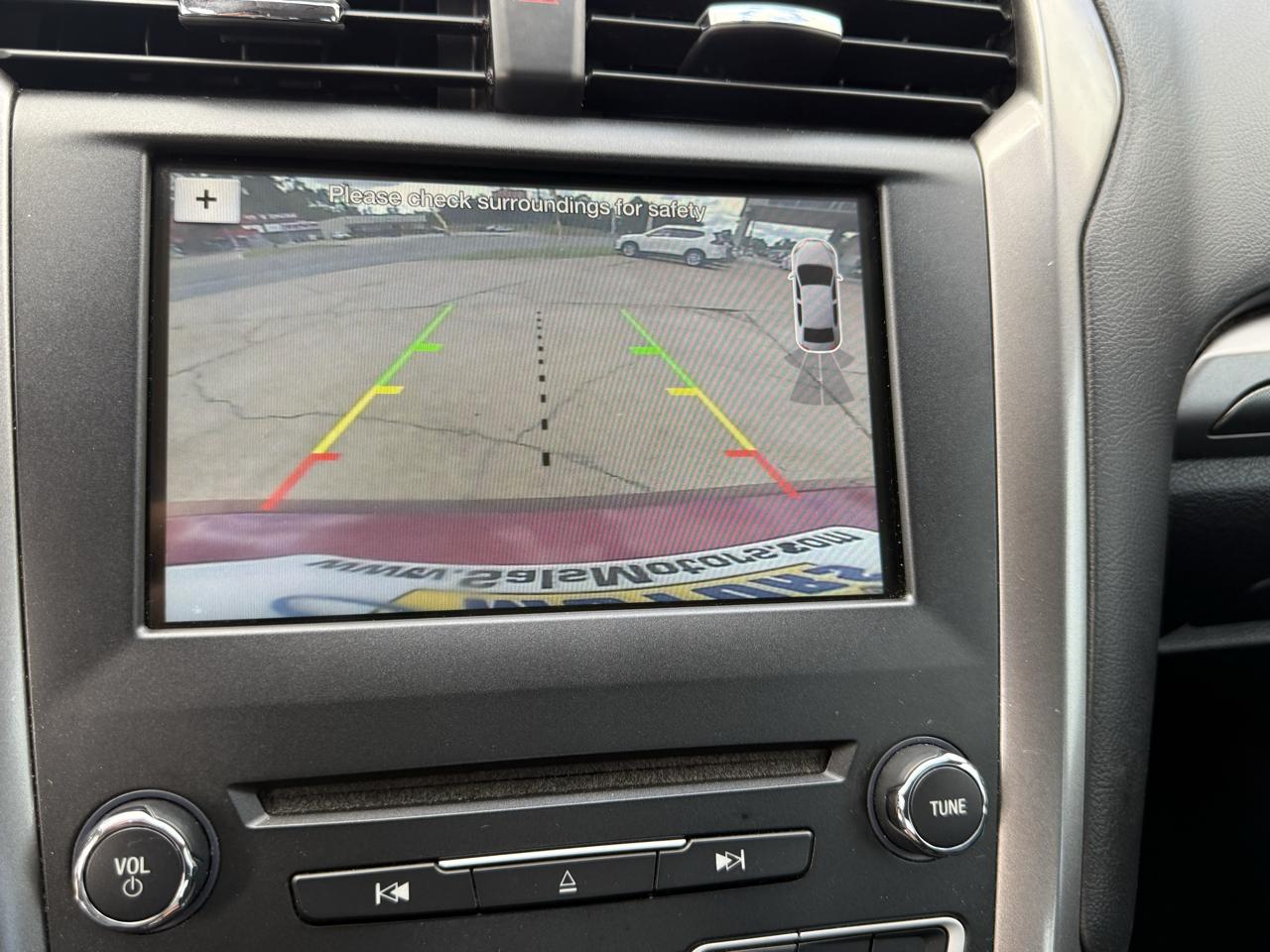 Ford Fusion SE FWD 2017
