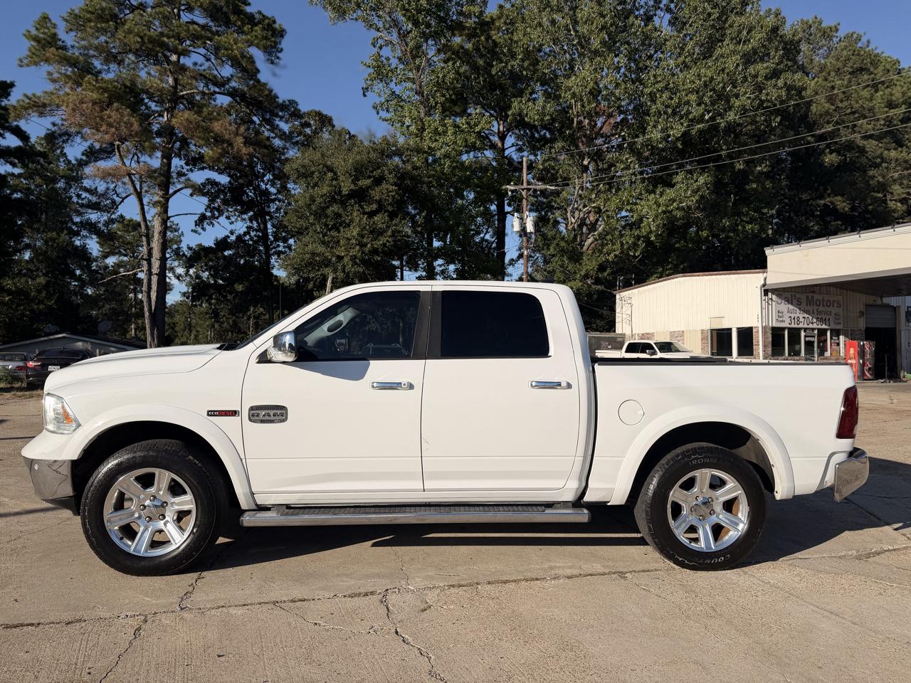 RAM 1500 4WD Crew Cab 140.5" Laramie Longhorn 2015
