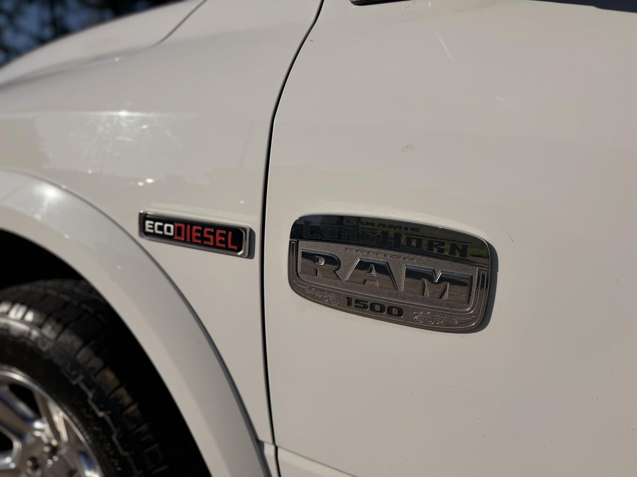 RAM 1500 4WD Crew Cab 140.5" Laramie Longhorn 2015