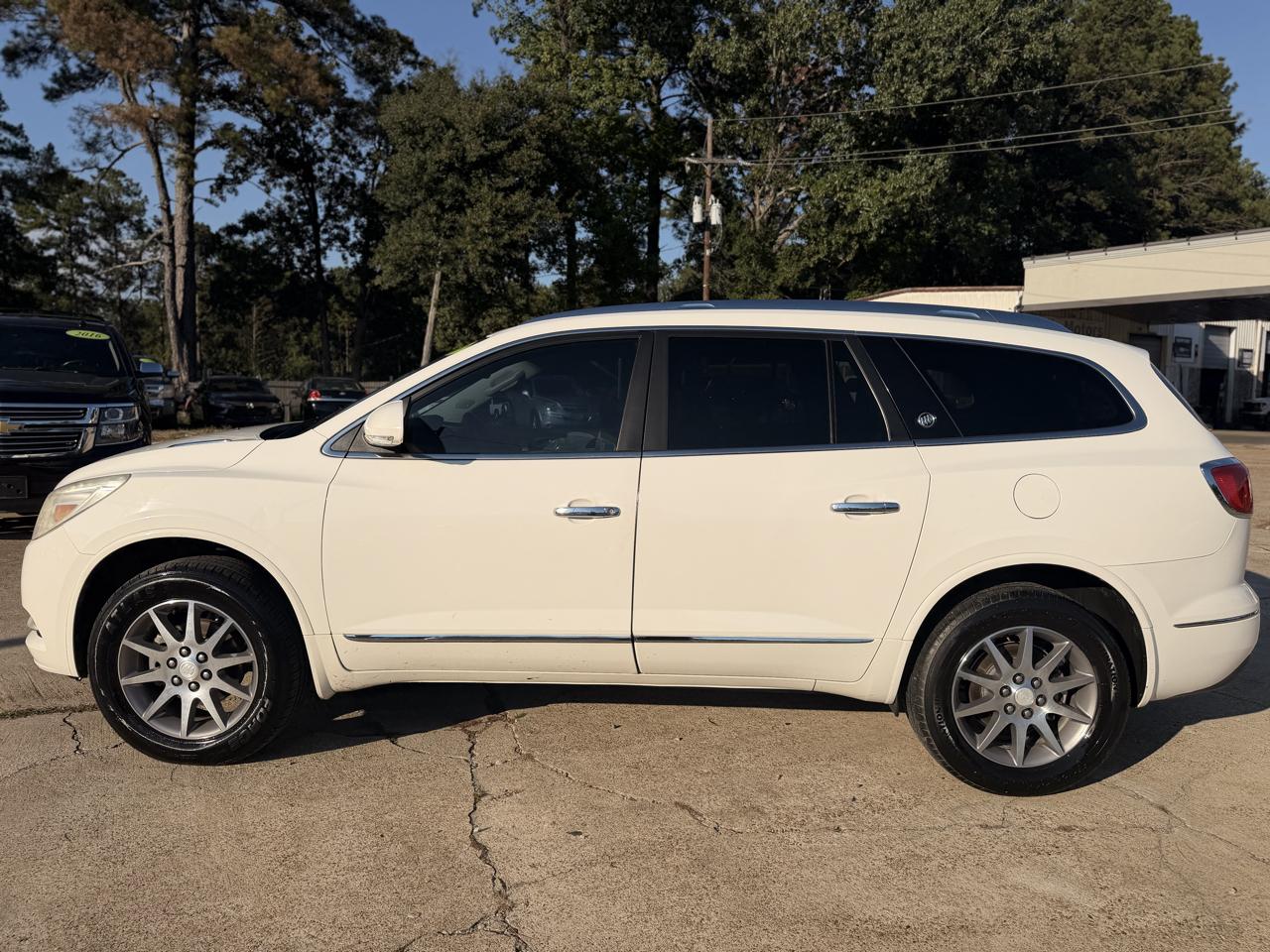Buick Enclave FWD 4dr Leather 2015