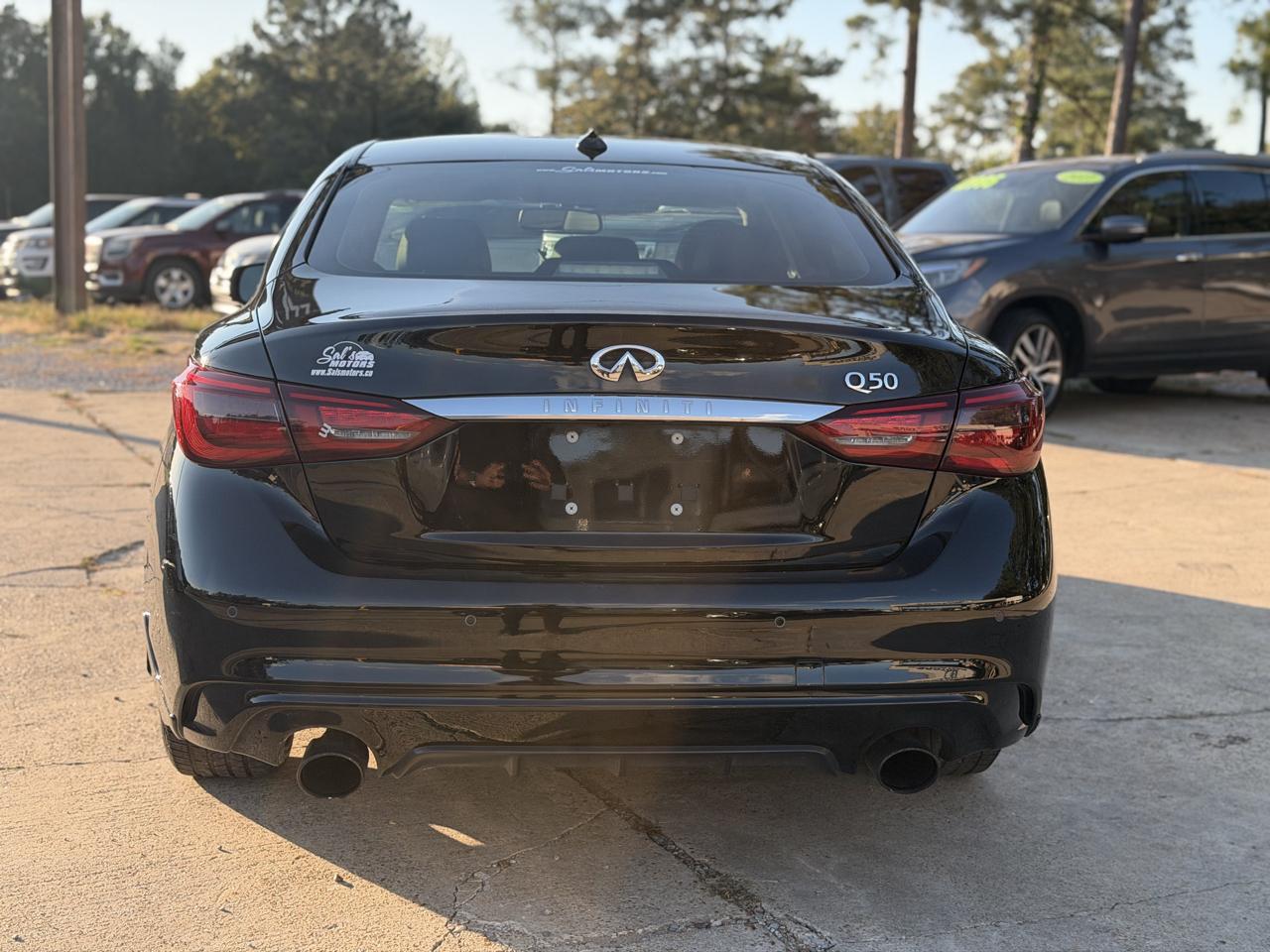 Infiniti Q50 3.0t LUXE RWD 2018