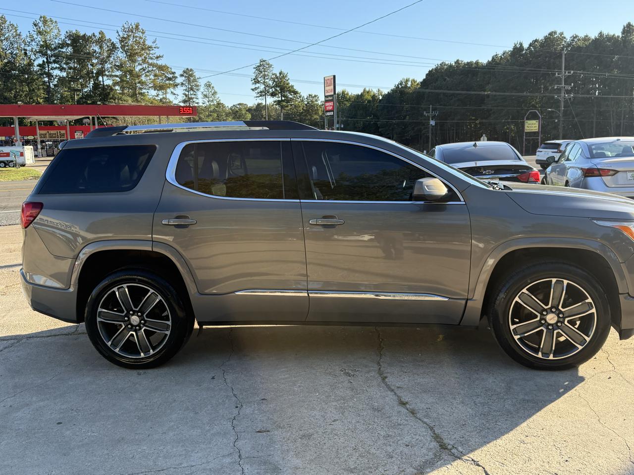 GMC Acadia AWD 4dr Denali 2019
