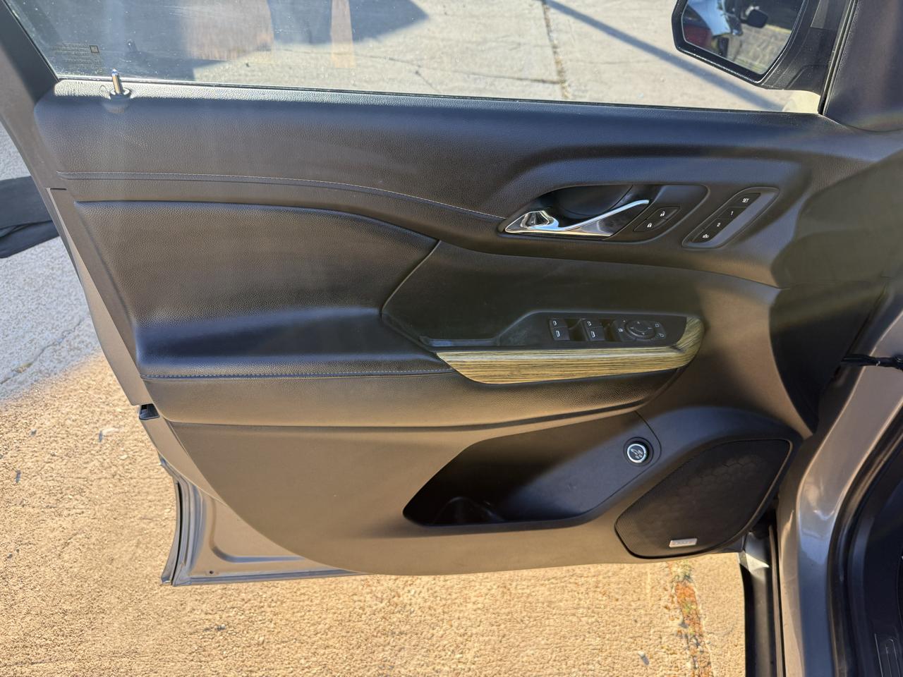 GMC Acadia AWD 4dr Denali 2019