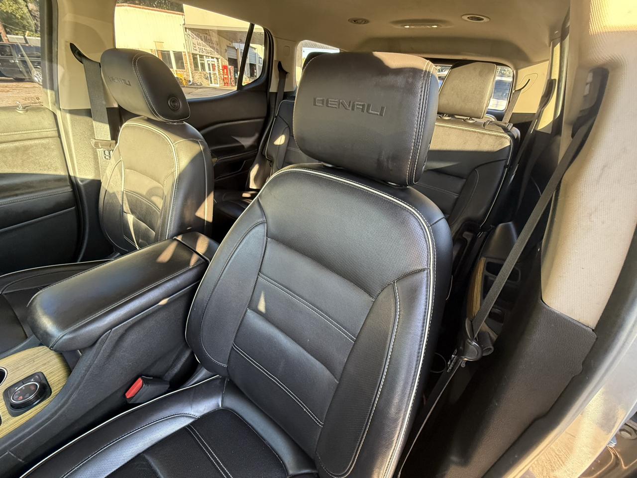 GMC Acadia AWD 4dr Denali 2019