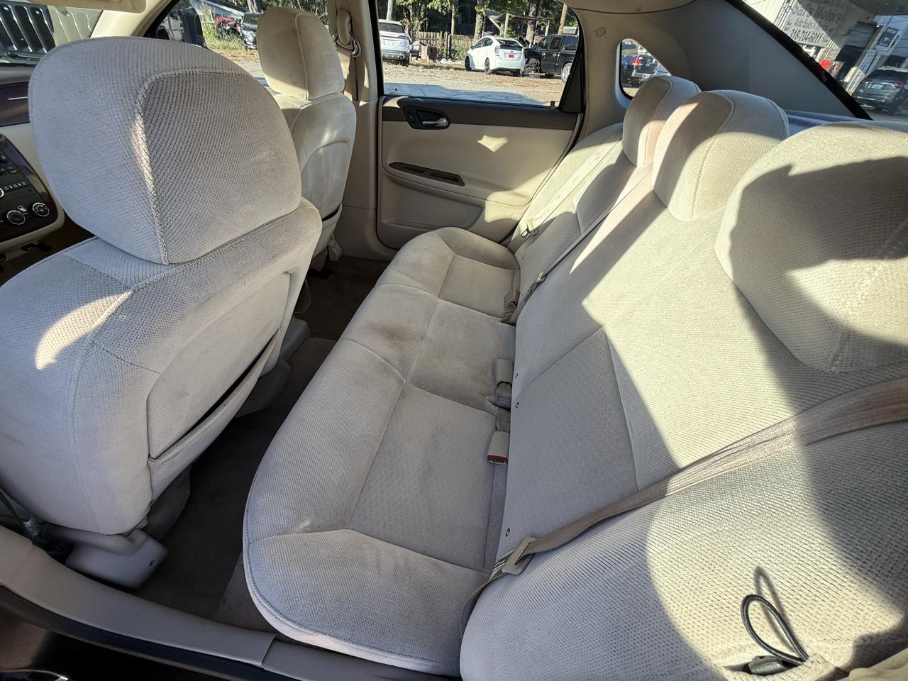 Chevrolet Impala 4dr Sdn LS 2006