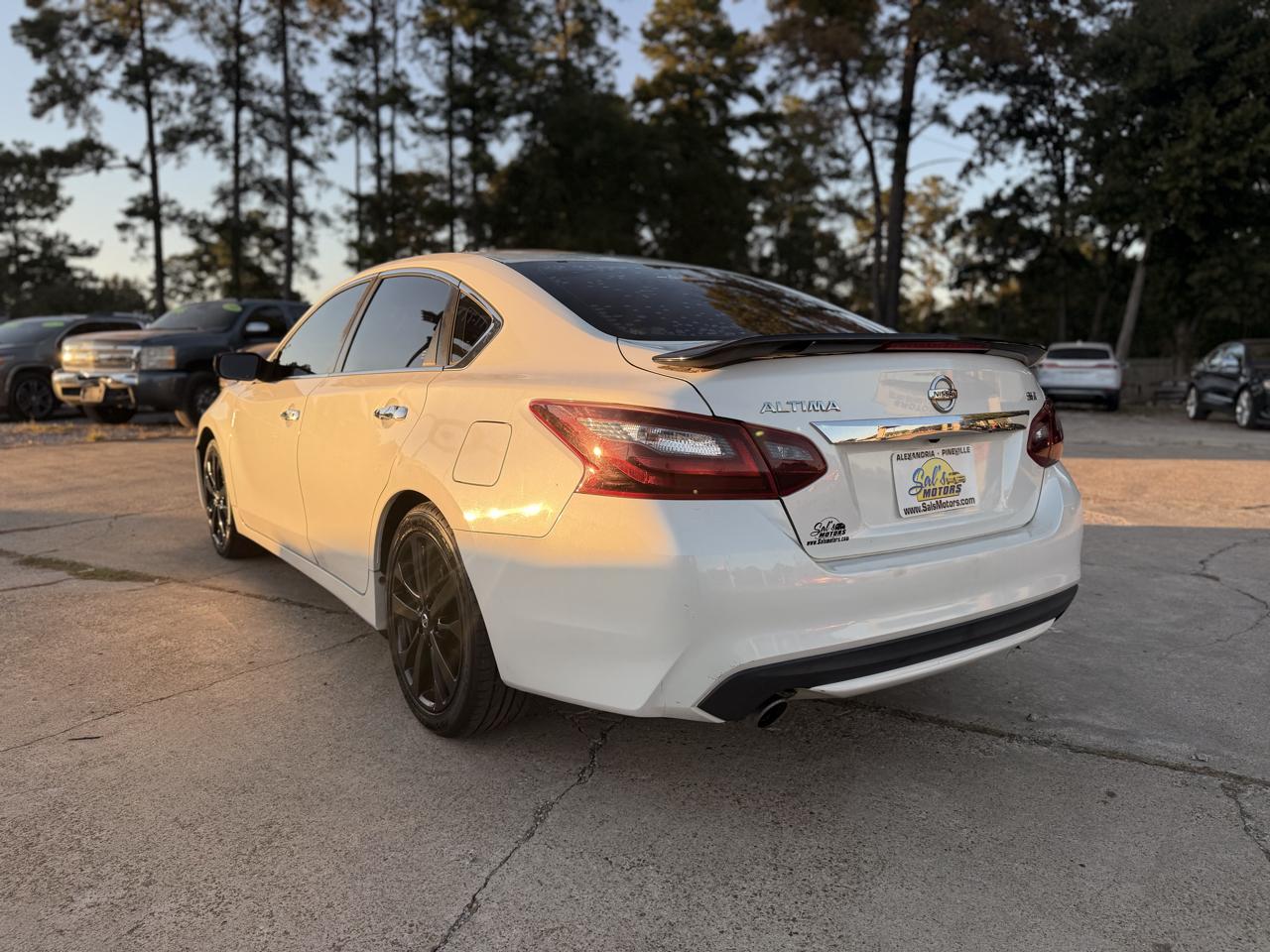 Nissan Altima 2.5 SR Sedan 2017
