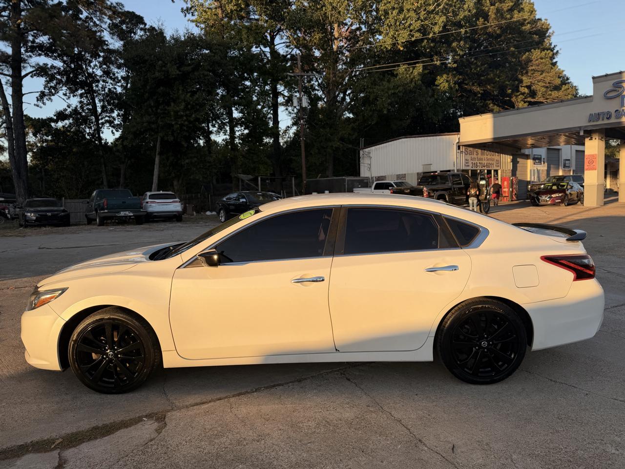Nissan Altima 2.5 SR Sedan 2017