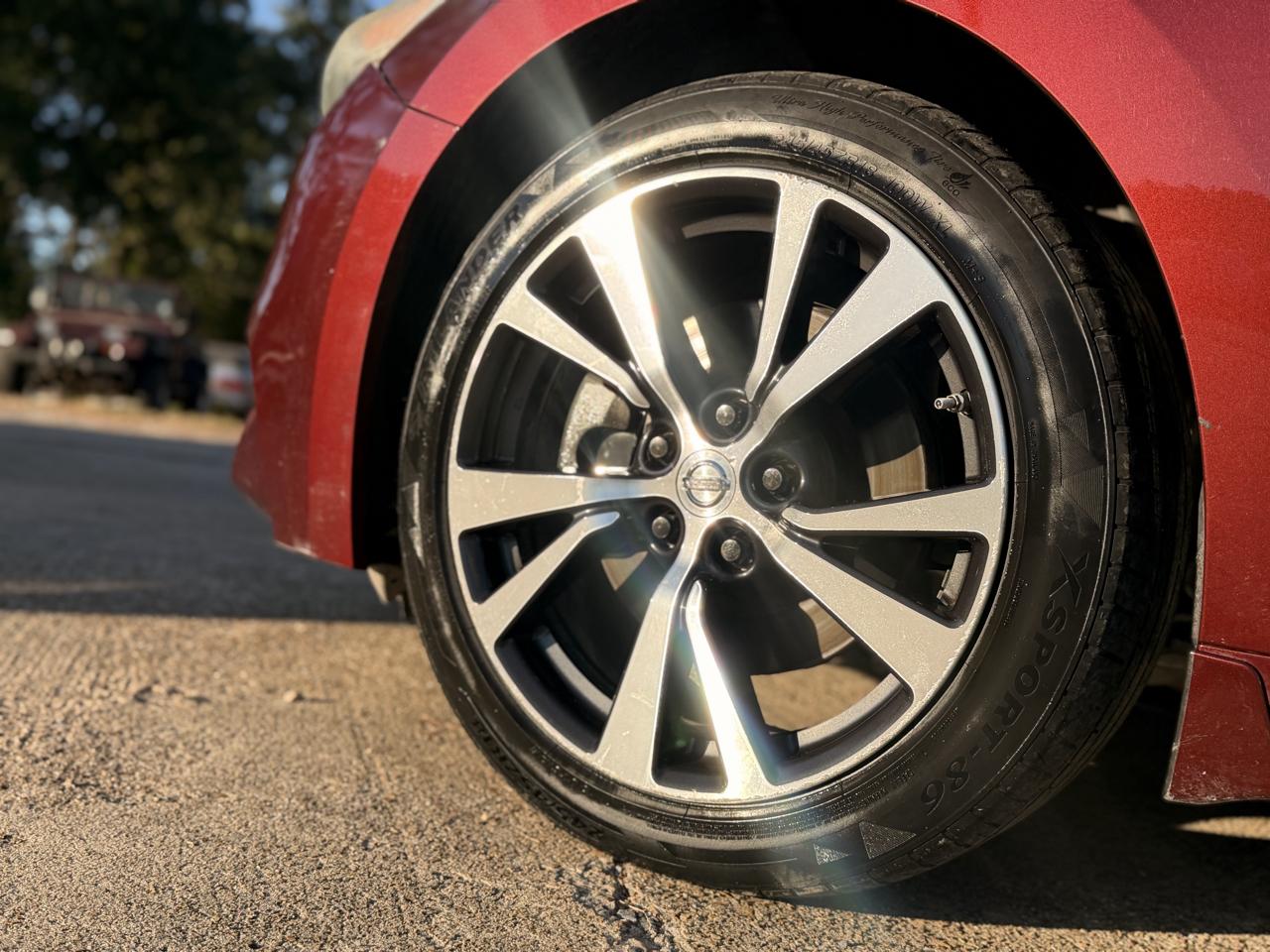 Nissan Maxima 4dr Sdn 3.5 Platinum 2016