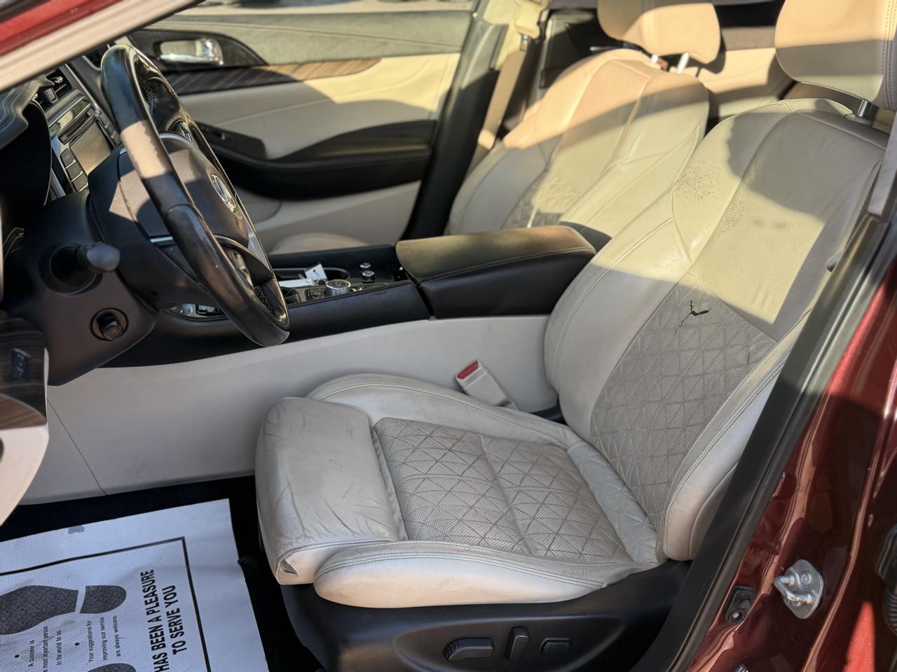 Nissan Maxima 4dr Sdn 3.5 Platinum 2016