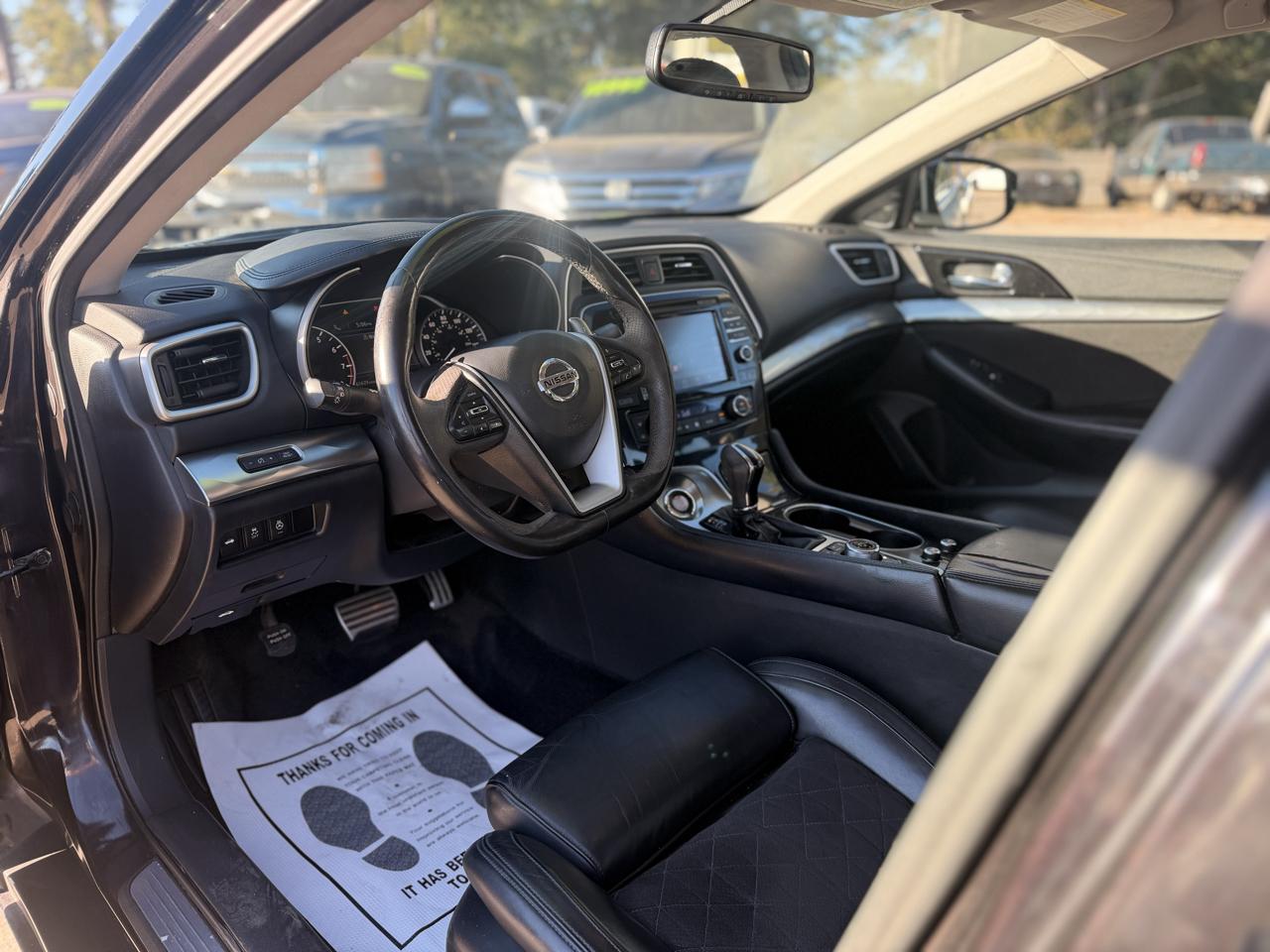 Nissan Maxima 4dr Sdn 3.5 SR 2016