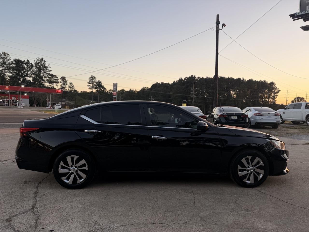 Nissan Altima 2.5 S Sedan 2020