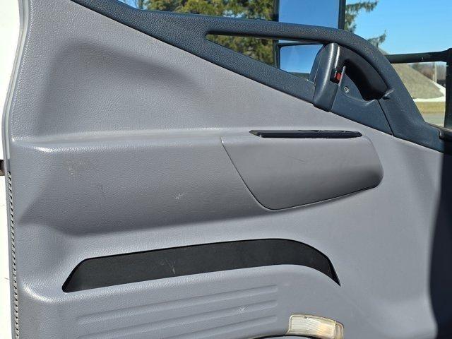 Mitsubishi Fuso FE  2014