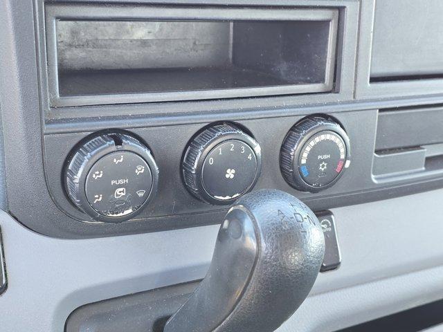 Mitsubishi Fuso FE  2014