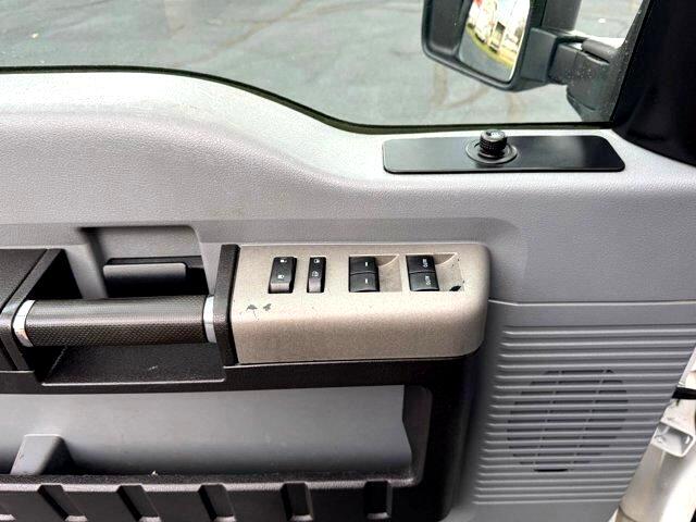 Ford F-250 SD  2016 Ford F-250 SD  2016