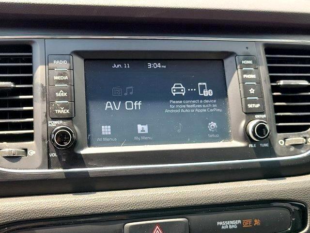 2020 Kia Sedona LX photo 25