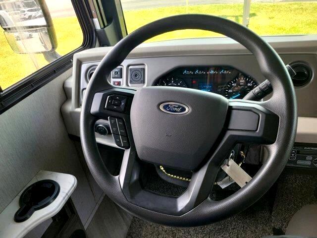 Ford Stripped Chassis Motorhome  2022 Ford Stripped Chassis Motorhome  2022