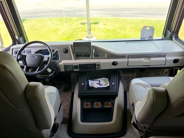 Ford Stripped Chassis Motorhome  2022 Ford Stripped Chassis Motorhome  2022