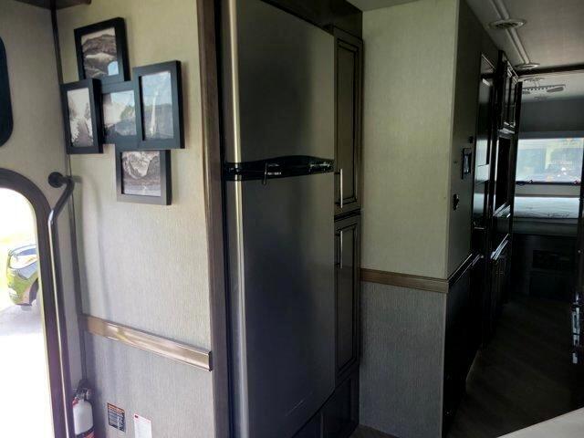 Ford Stripped Chassis Motorhome  2022 Ford Stripped Chassis Motorhome  2022