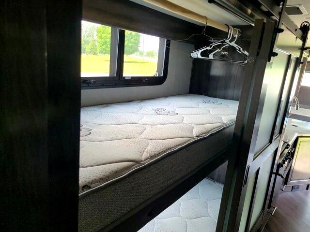 Ford Stripped Chassis Motorhome  2022 Ford Stripped Chassis Motorhome  2022