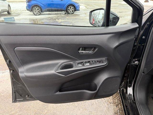 Nissan Versa  2024